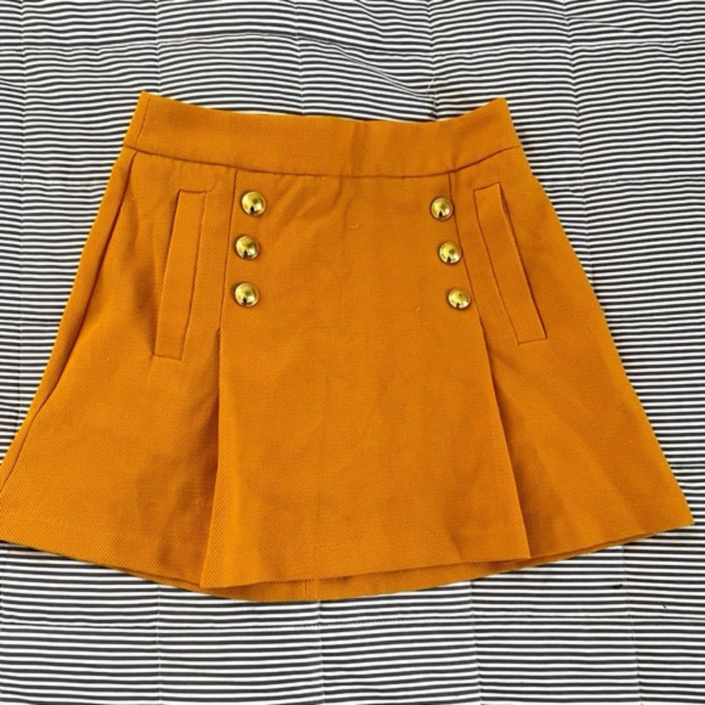 Yellow Pleated Mini Skirt Gold Buttons - Picture 1 of 6